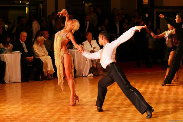 latin-ballroom-dancing-london-playenable